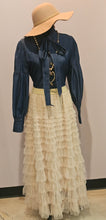 Load image into Gallery viewer, Puff Sleeve Demin Top
