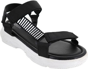Sassy Sandle